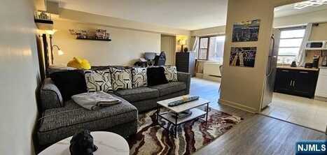 8800 Boulevard East 8K, North Bergen, NJ 07047
