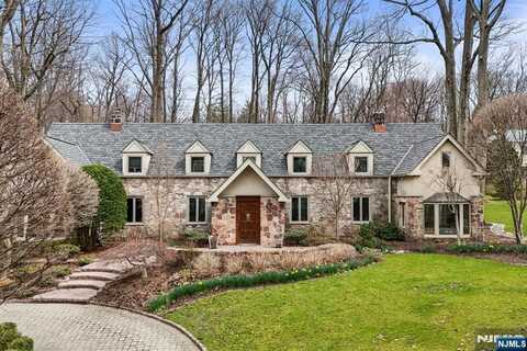 67 Forest Road, Tenafly, NJ 07670