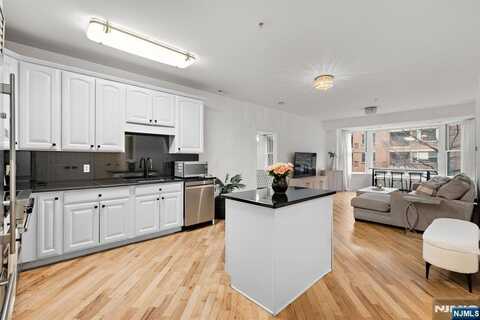 20 Ave At Port Imperial 208, West New York, NJ 07093