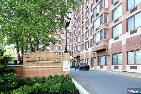 100 Old Palisade Road PL14, Fort Lee, NJ 07024
