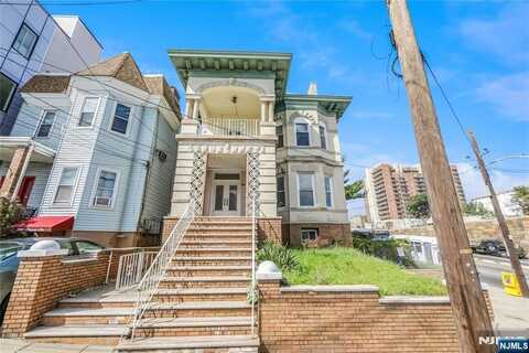3311 Pleasant Avenue 1, Union City, NJ 07087