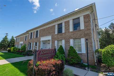 232 Hackensack 1B, Wood Ridge, NJ 07075