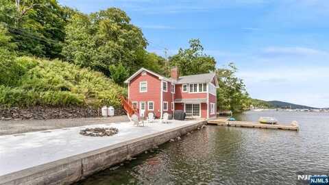 206 Lakeside Road, West Milford, NJ 07421