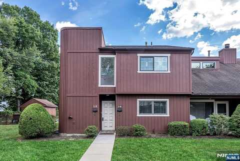 1-5 Chestnut Place, Waldwick, NJ 07463