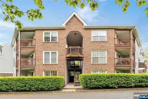 1449 Teresa Drive 7107, Fort Lee, NJ 07024