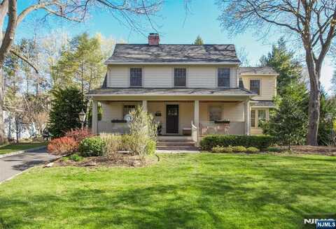 435 Overbrook Road, Ridgewood, NJ 07450