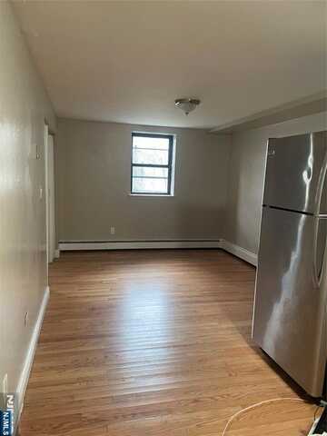 230 Anderson Avenue 1B, Fairview, NJ 07022