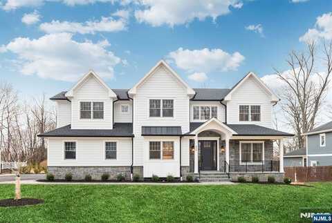 510 Lafayette Avenue, Wyckoff, NJ 07481