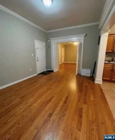 33 Monroe Place 2, Bloomfield, NJ 07003