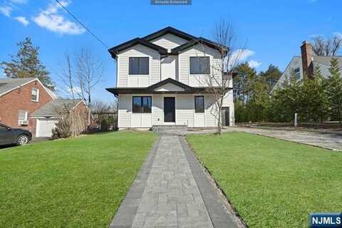 41 N Crest Drive, Cresskill, NJ 07626