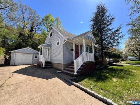 42 Vetrone Drive, Woodland Park, NJ 07424