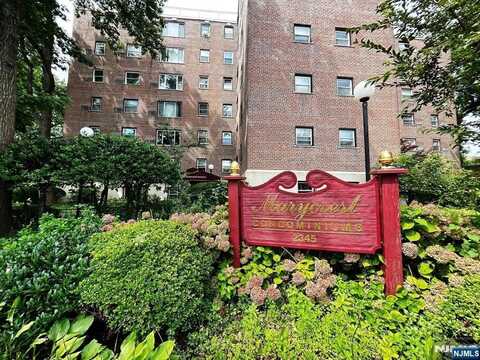 2345 Linwood 4H, Fort Lee, NJ 07024