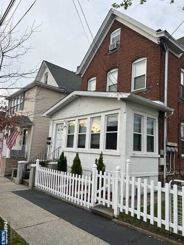 593 Broad Street, Carlstadt, NJ 07072