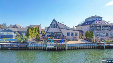 148 Royal Drive, Brick, NJ 08723