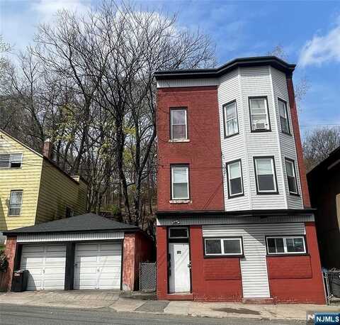 144 8th Street, Hawthorne, NJ 07506
