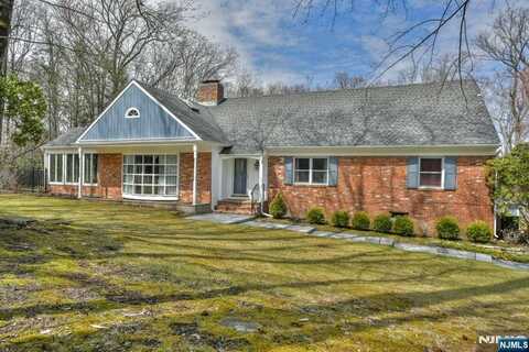 457 Laurel Lane, Kinnelon, NJ 07405