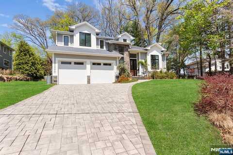 67 Phelps Avenue, Cresskill, NJ 07626