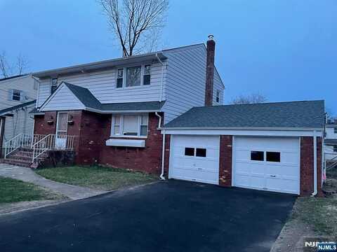 385 Greenwich Street, Bergenfield, NJ 07621