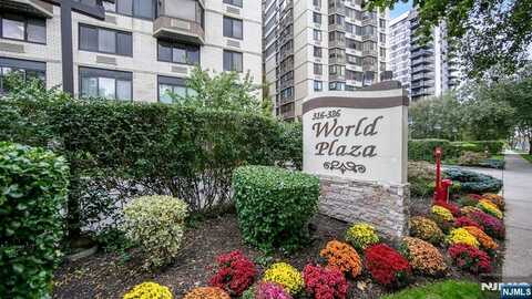 326 Prospect Avenue 12H, Hackensack, NJ 07601