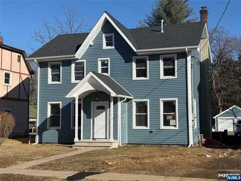 35 Pascack Road B, Park Ridge, NJ 07656