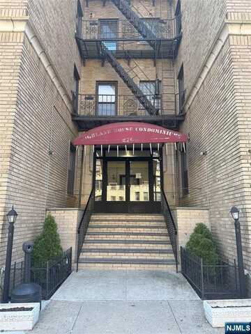 2700 John F Kennedy Boulevard 304, Jersey City, NJ 07306