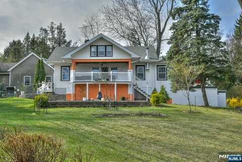 279 Boonton Avenue, Butler, NJ 07405
