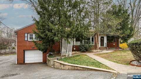 651 Alps Road, Wayne, NJ 07470