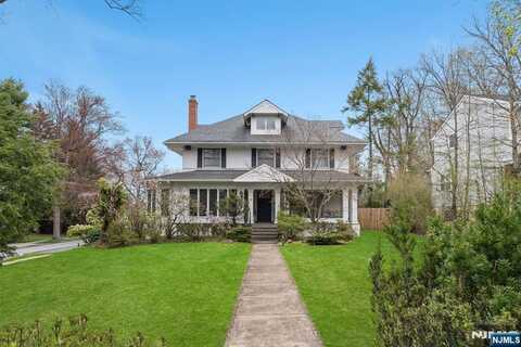 77 Highwood Avenue, Tenafly, NJ 07670
