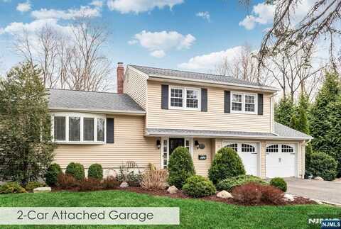 60 N Spruce Street, Ramsey, NJ 07446