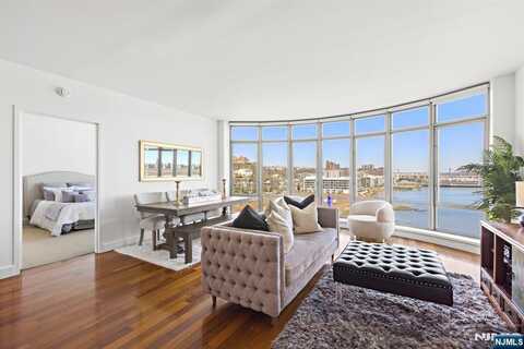 8100 River Road 1013, North Bergen, NJ 07047