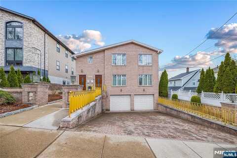 664 Day Avenue, Ridgefield, NJ 07657