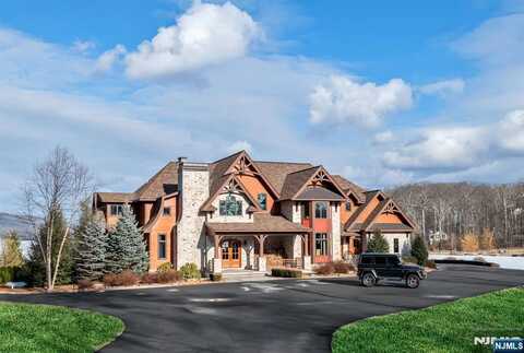 1 Lakeview Point Avenue, Branchville, NJ 07826