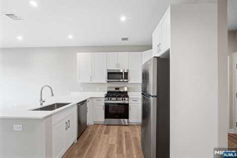 475 Communipaw Avenue 405, Jersey City, NJ 07304