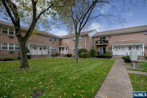 636 Godwin Avenue 5A, Midland Park, NJ 07432