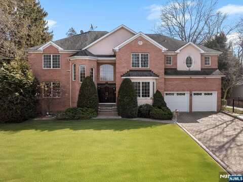 50 Arnold, Closter, NJ 07624