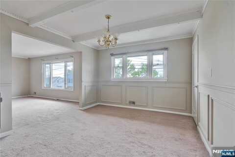 376 Harrison Avenue FLOOR 2, Lodi, NJ 07644