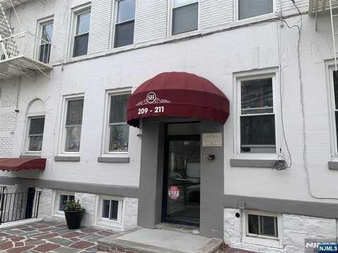 209-211 48th B4, Union City, NJ 07087