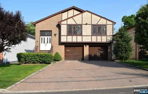 24 7th Street, Englewood Cliffs, NJ 07632