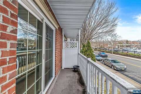 14 Rider, Newark, NJ 07103