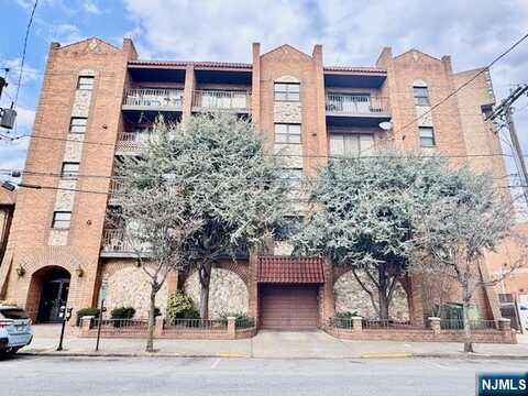 9249 Kennedy Boulevard 102, North Bergen, NJ 07047
