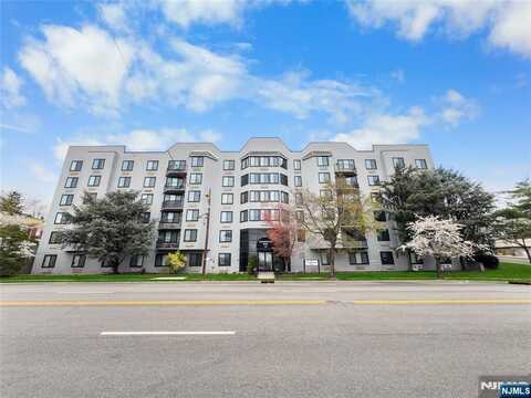 115 Polifly Road 2G, Hackensack, NJ 07601
