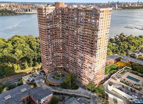 100 Old Palisade Road 2911, Fort Lee, NJ 07024