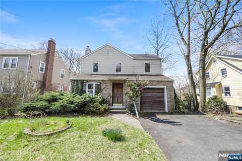 290 Van Nostrand Avenue, Englewood, NJ 07631