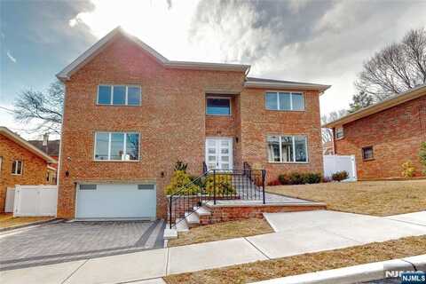 30 Cortland Place, Cliffside Park, NJ 07010