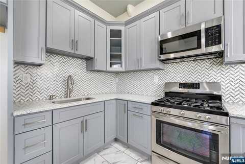 61 Maple Avenue 1, East Orange, NJ 07018