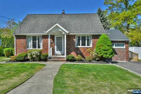 11-06 Marshall Road, Fair Lawn, NJ 07410
