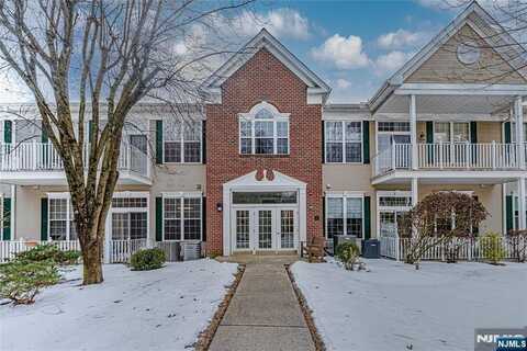 1116 Four Seasons Drive, Wayne, NJ 07470