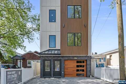 13 Brook Street, Belleville, NJ 07109