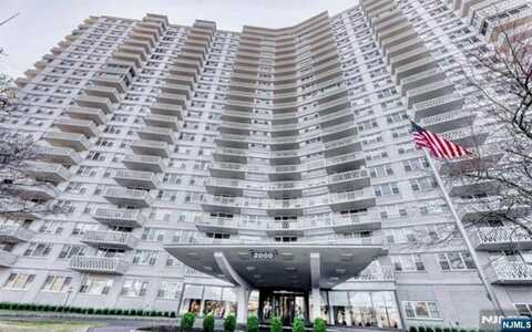 2000 Linwood Avenue 5N, Fort Lee, NJ 07024