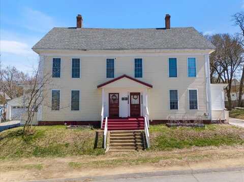 16 Manchester Street, Pittsfield, NH 03263
